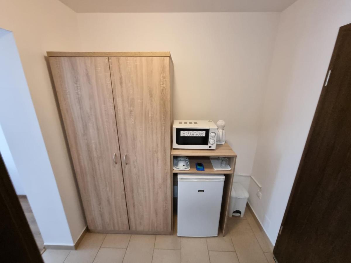 Adam Apartmanhaz Siófok Exteriör bild